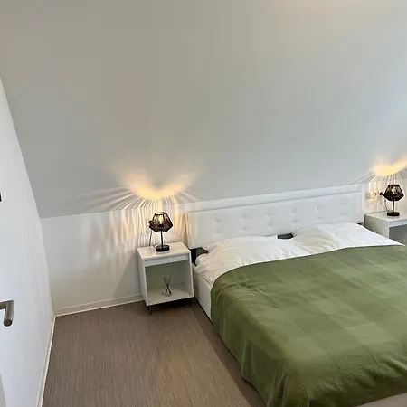 Stylische Dg-wohnung Mit Grosser Loggia * Bietigheim-Bissingen